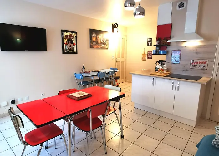 Garage Double, 2 Chambres, Balneo, 2 Sdb, 3Wc, A 5 Minutes Du Puy